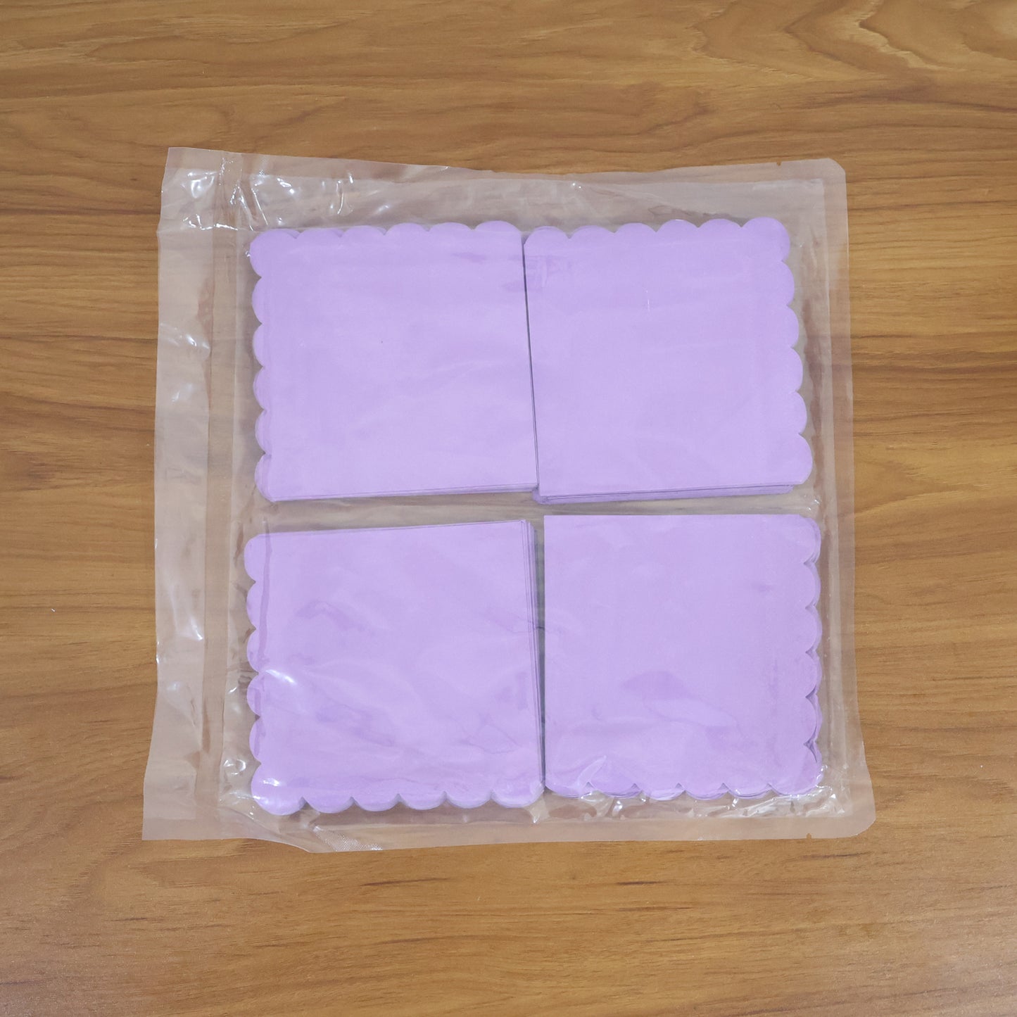 Lilac Scalloped Disposable Paper Napkin (23 X 23 Cm 120 Pc)
