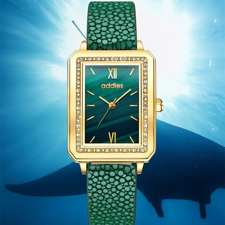 Luxury Green Square Dial Women’s Watch Gift Set – Premium Quartz Designer Timepiece
